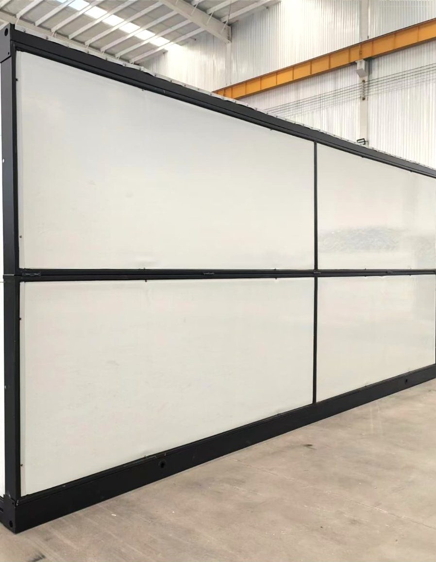 Stěnové panely kontejneru