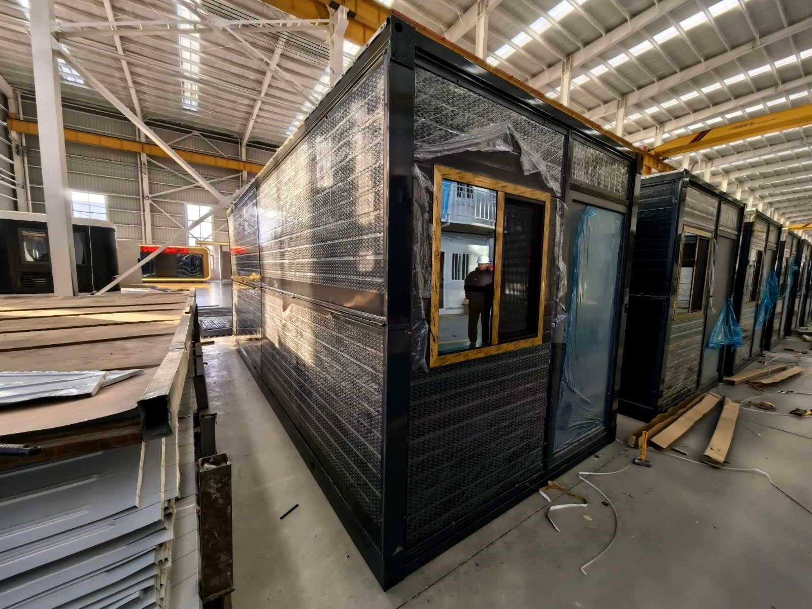 Kontejner – světlý interiér